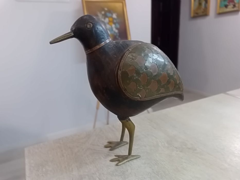 Уникална винтидж статуетка – Птица от Дърво мед и Месинг