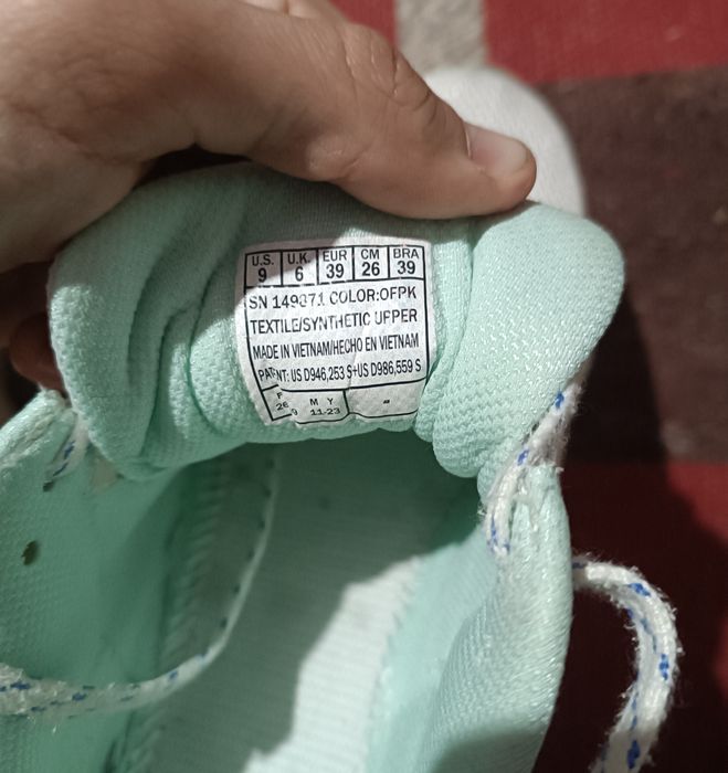 adidași skechers arch fit