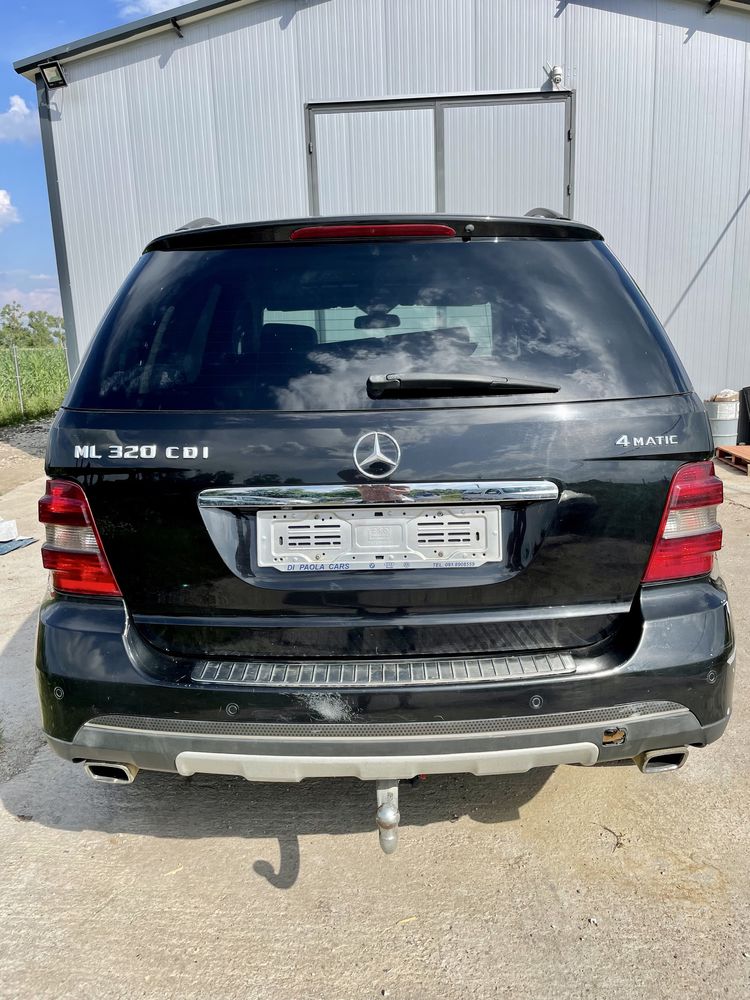 На ЧАСТИ  Mercedes-Benz Ml 320 CDI W164 2007г  harman/kardon теглич