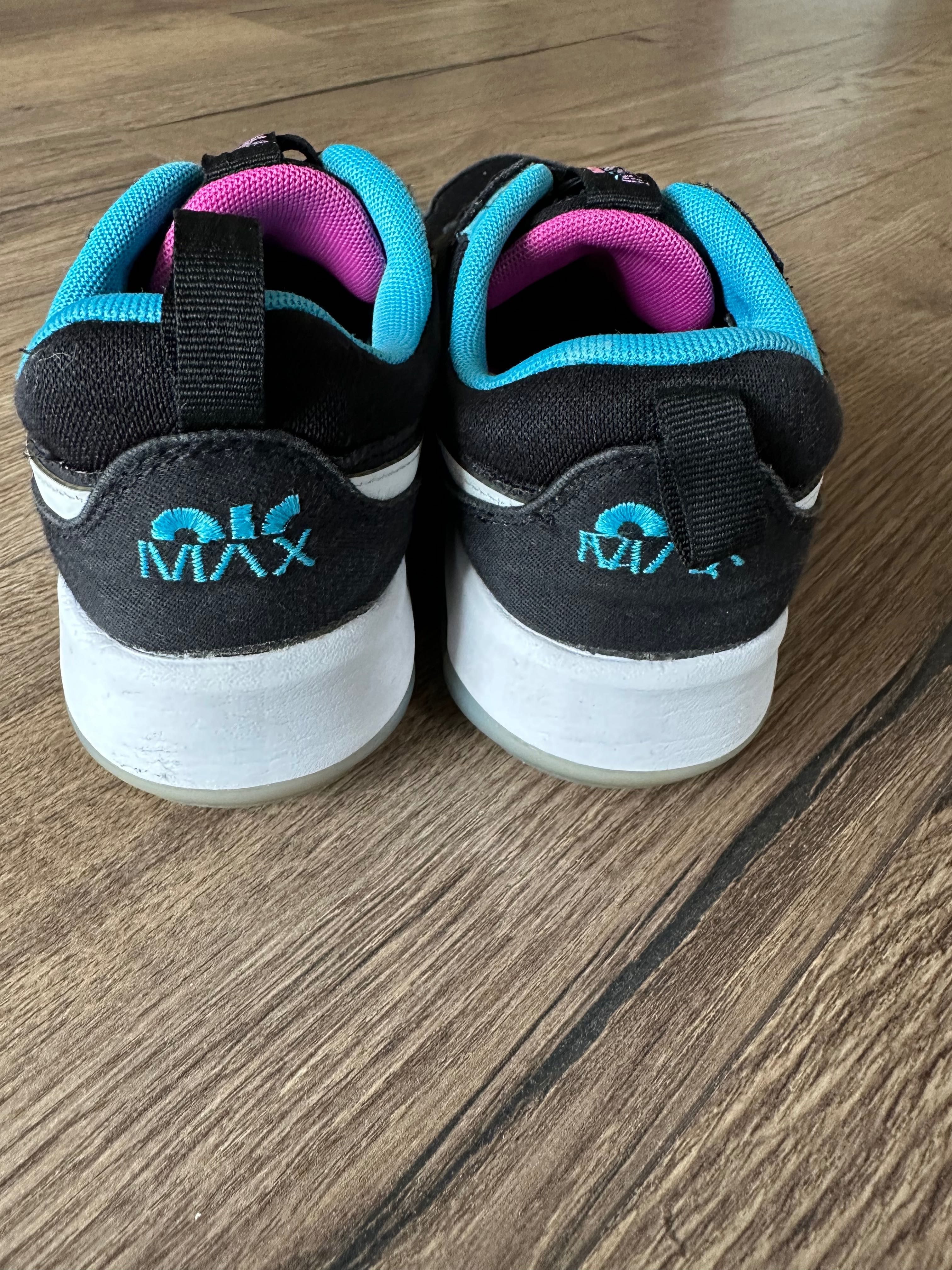 детски маратонки Nike Air Max номер 35