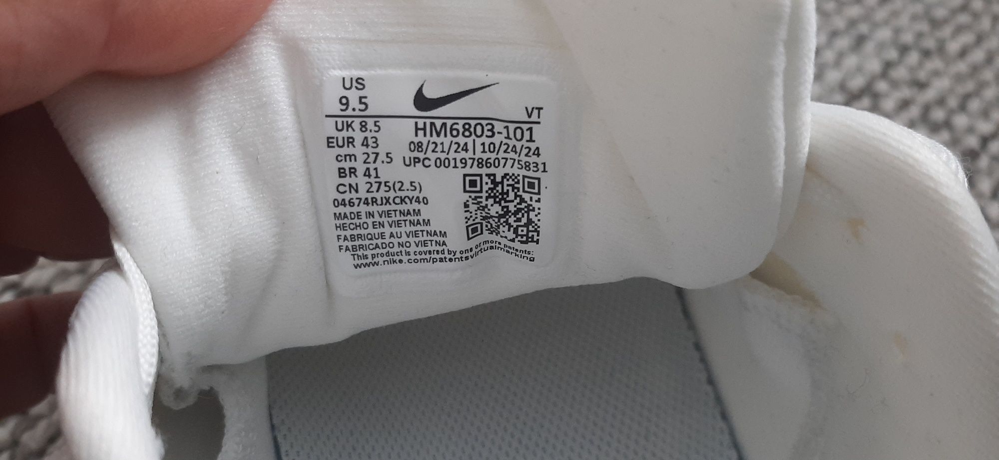 NIKE  оргинални маратонки