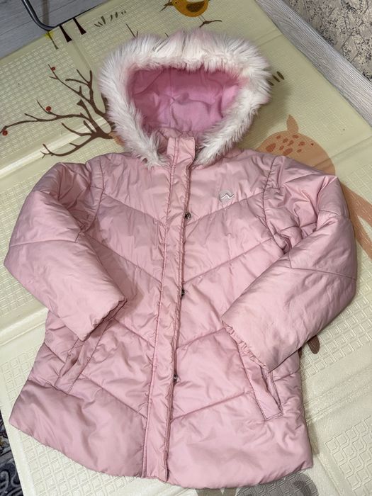 Куртка на девочку 9-10 лет фирмы некст