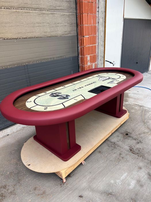 Masa de poker Las Vegas Ultimate la cerere customizata CustomTables.eu