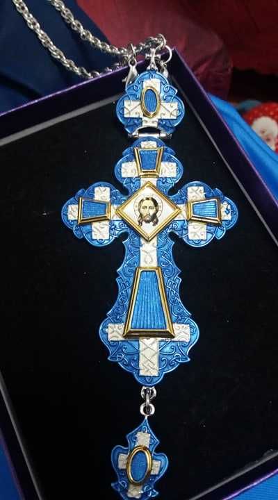 cruce pectorala preot