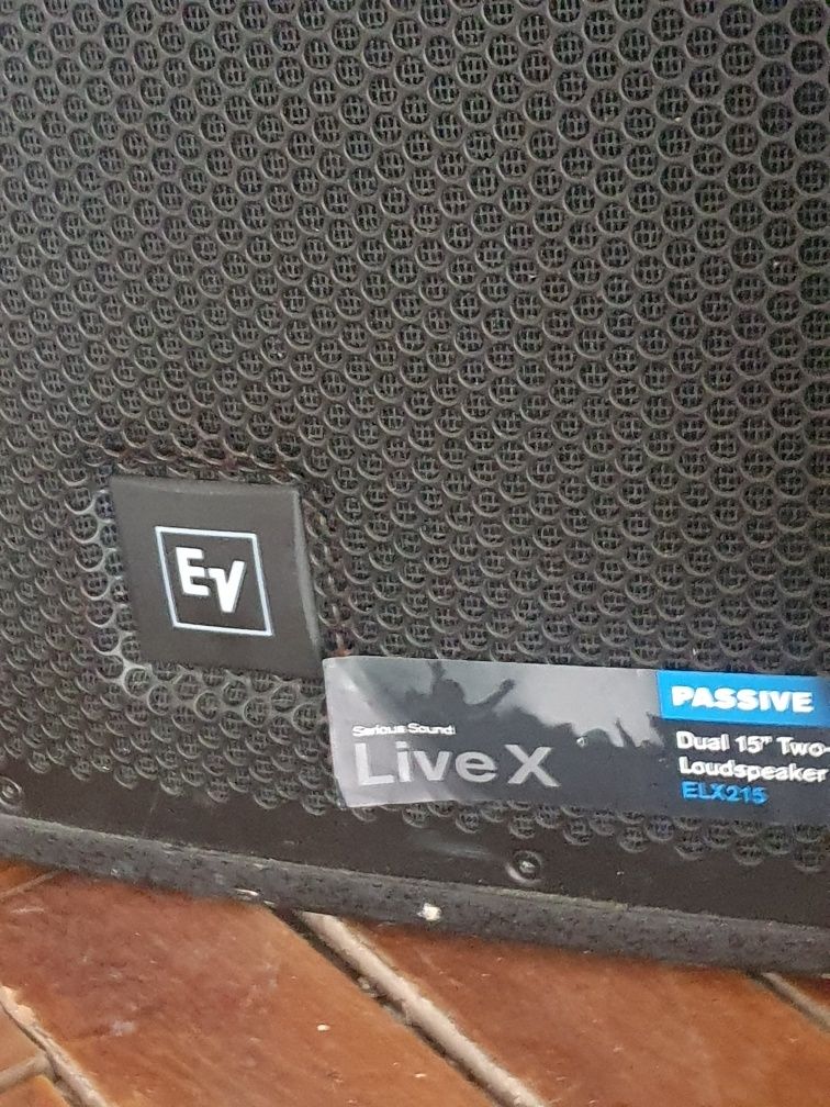 Electro-Voice.ELX215  EV sx300