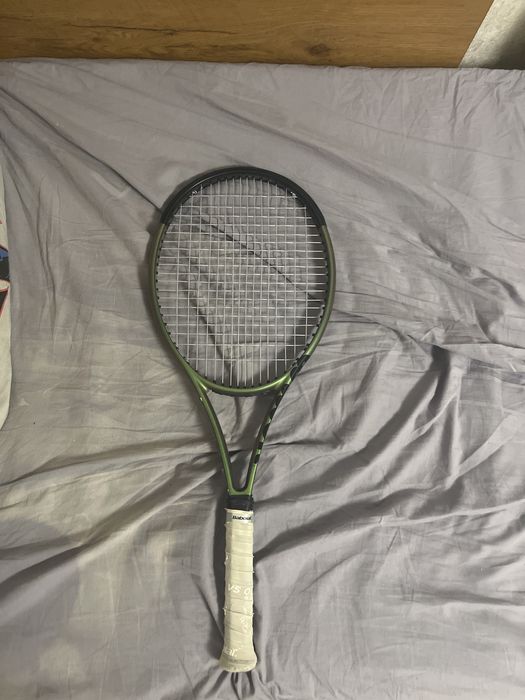 Wilson blade 285 gr,100 голова в  хорошем состояний,играл пол года.