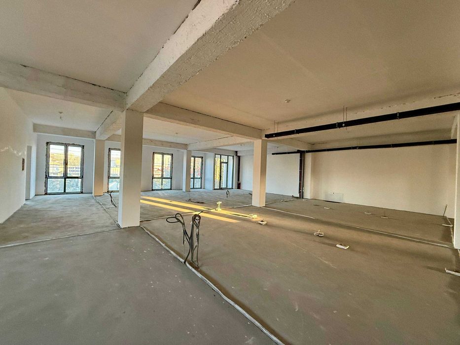 Продаётся здание 1350м2 Ориентир: Ж.К Аламазар Сити / Жомий