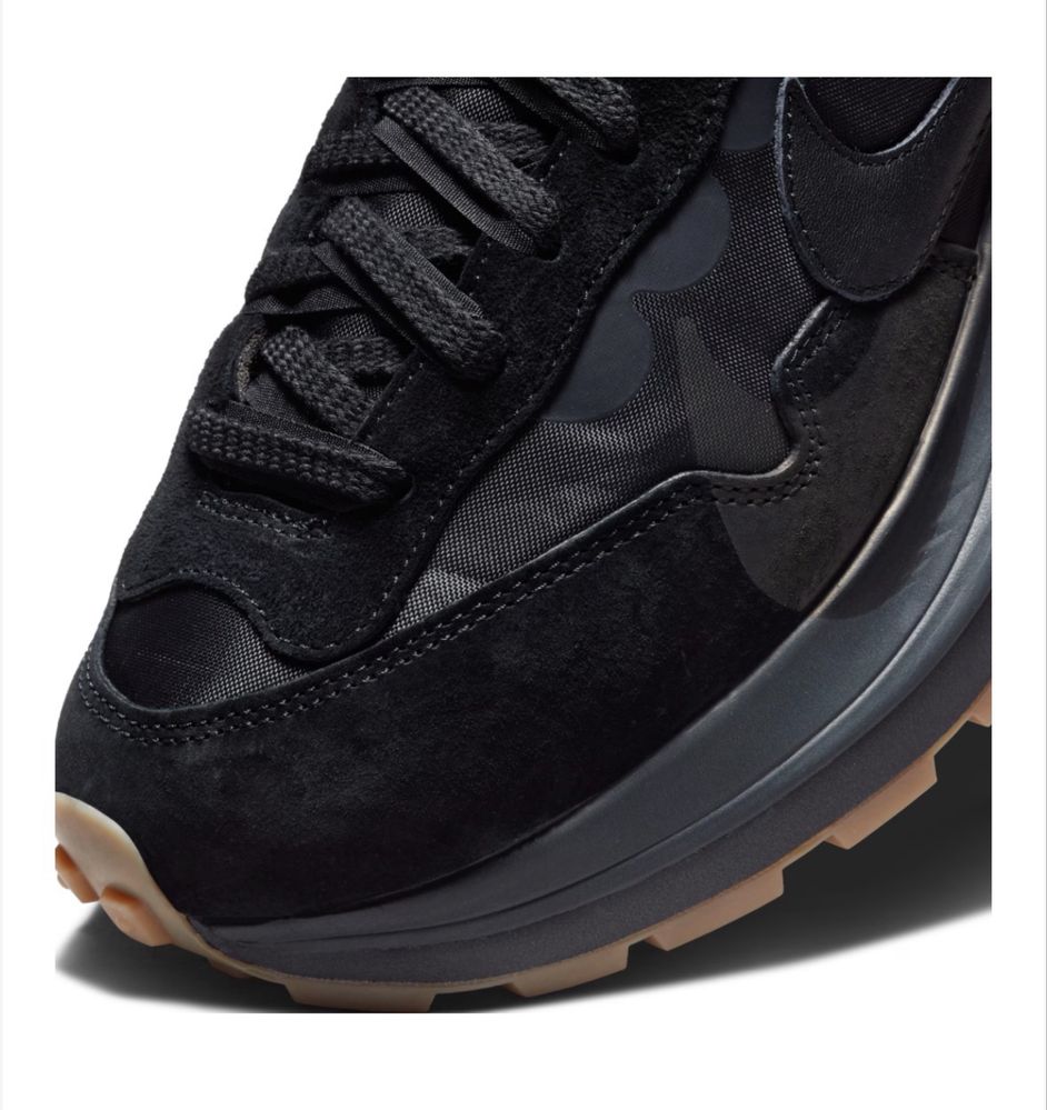 Спортни обувки x Sacai Vaporwaffle Black Gum, черни