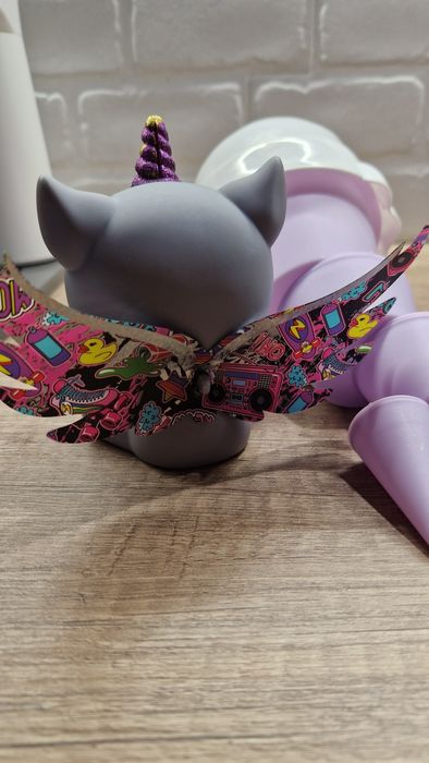 Сладолед с изненадваща фигура на еднорог Unicones 10 лв