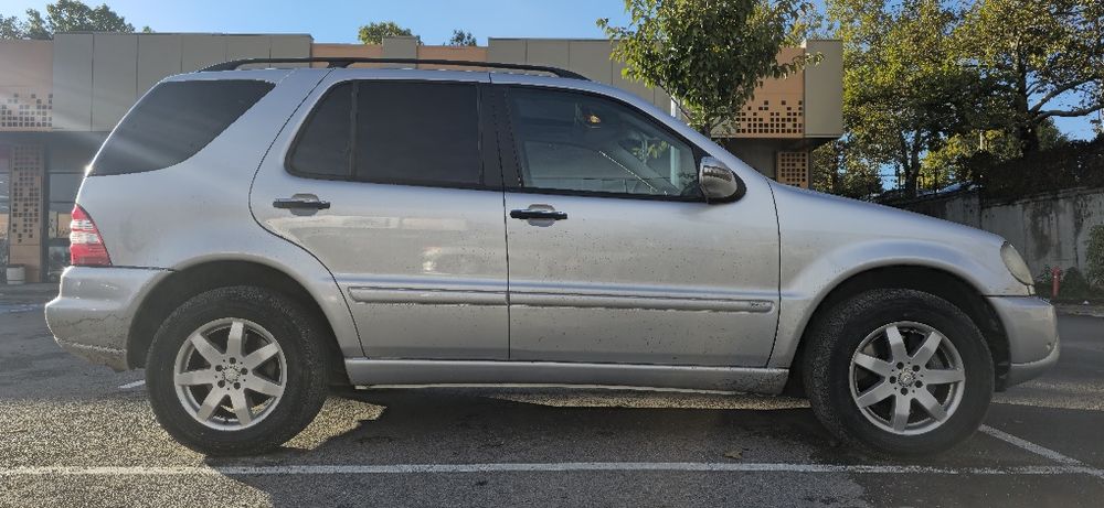Mercedes Benz ML400 W163