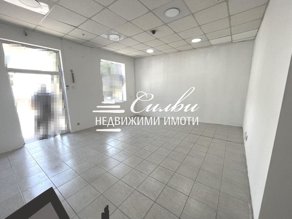 Търговско помещение със статут хранителен магазин – кв. Болницата!