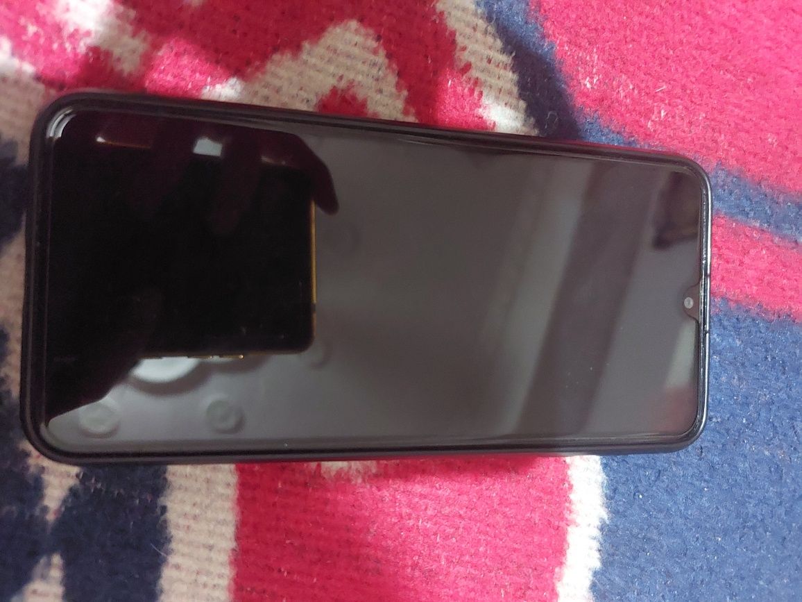 Telefon Samsung a20e + folie de sticlă + husă