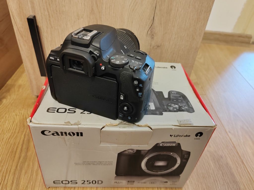 Canon DSLR 250d ,camera profesionala ,filmare 4k