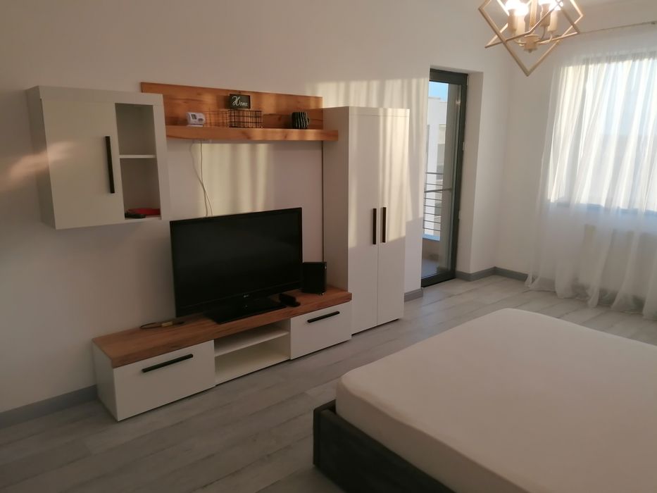 Inchiriez garsoniera strada Gheorghe Orleanu (Cuza Vodă)