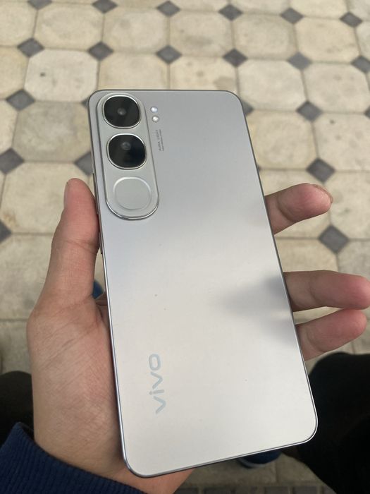 Vivo v40 lite 256 gb