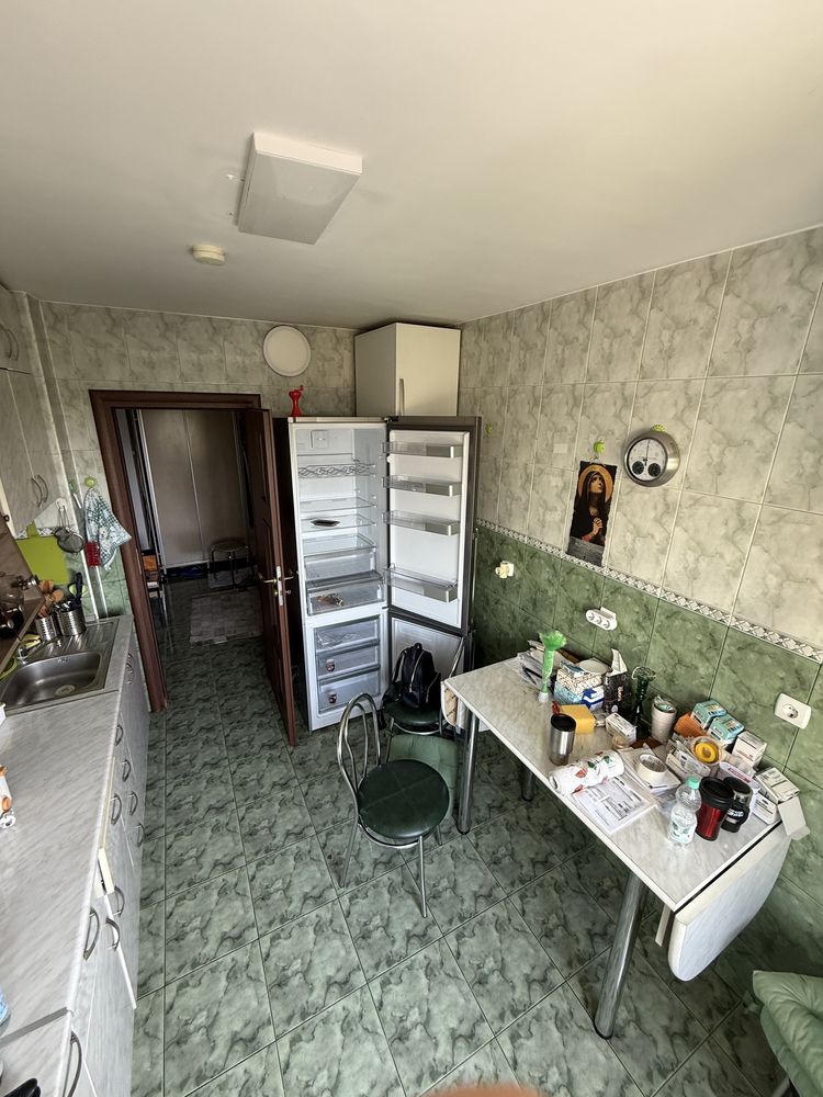 De vânzare : Apartament 3 camere spațios | Lacul Tei | Zona Nord