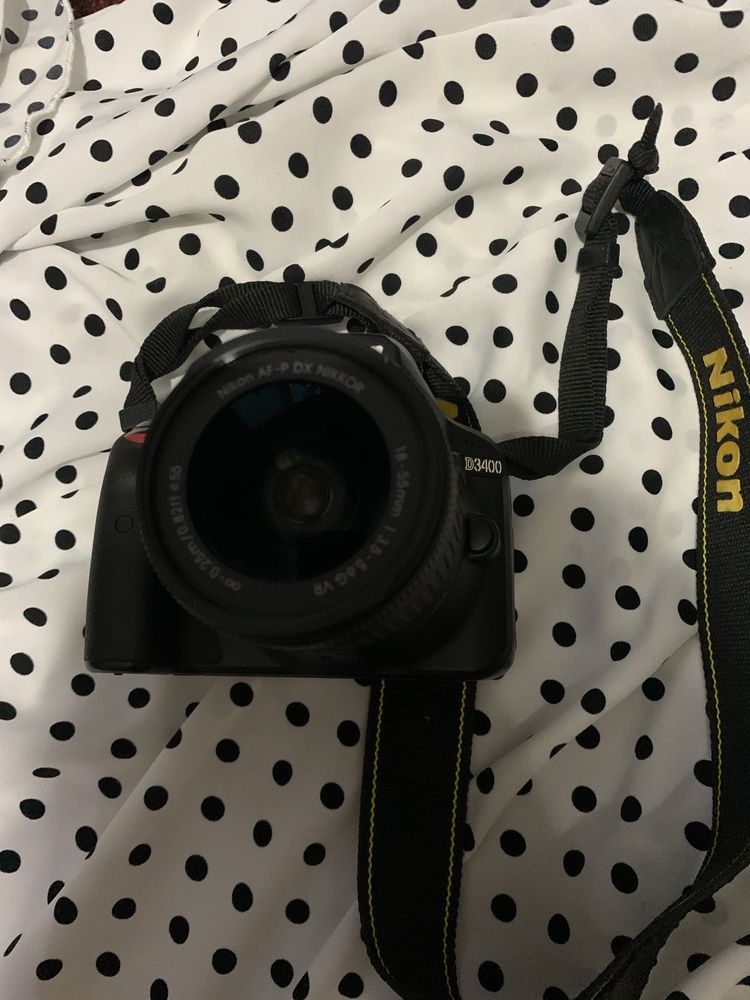 Фотоаппарат Nikon D3400