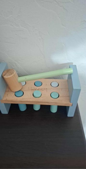 Дървени играчки за деца 0-3 г.