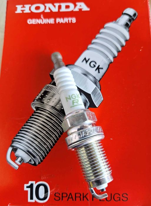 Запалителни свещи Honda-NGK за CRV,Accord7 и Jazz ZFR6K-11 BKR6E-11