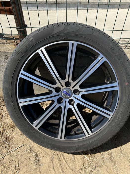 Jante 20’ Volvo + anvelope vara