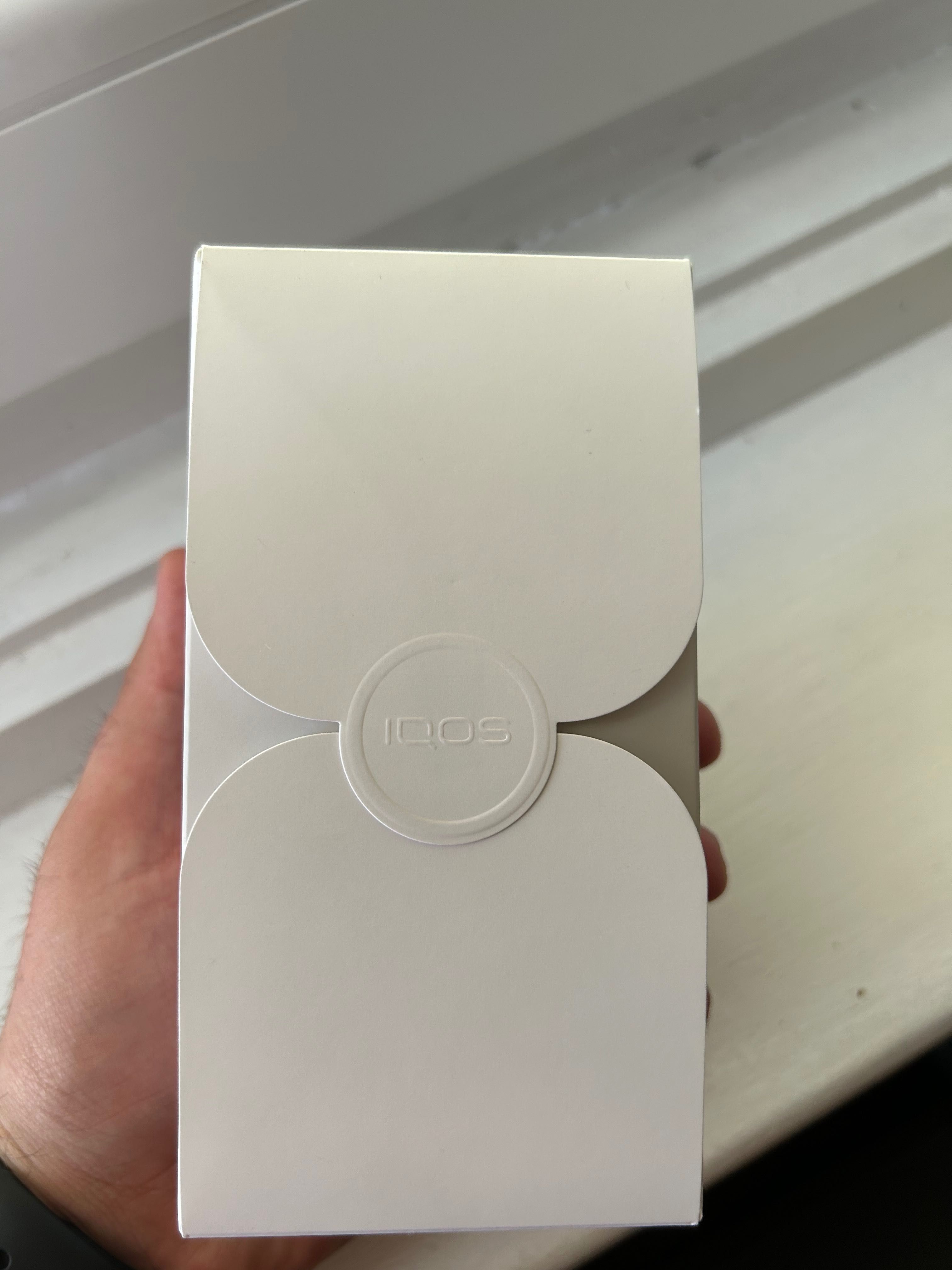 NOU, SIGILAT Aparat Iqos Iluma i One