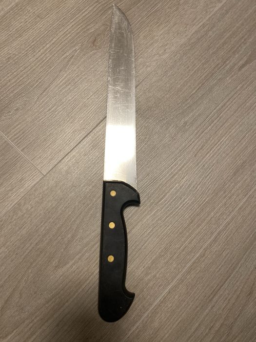 Cutit de diumensiuni mari Dumas