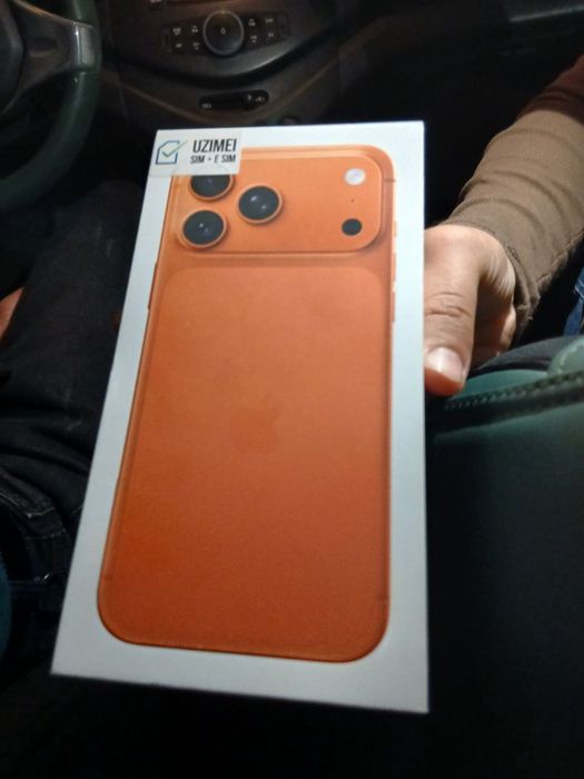 iPhone 17 Pro max 256 e-sim