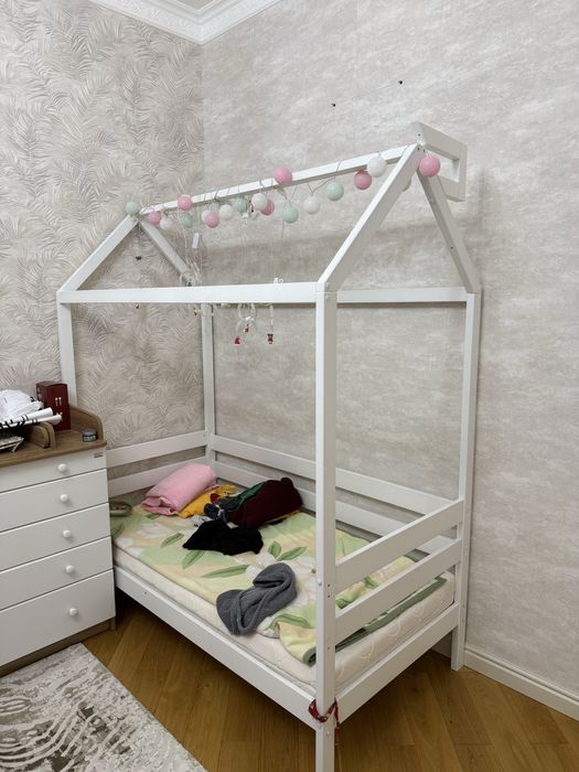 Продам детскую кровать