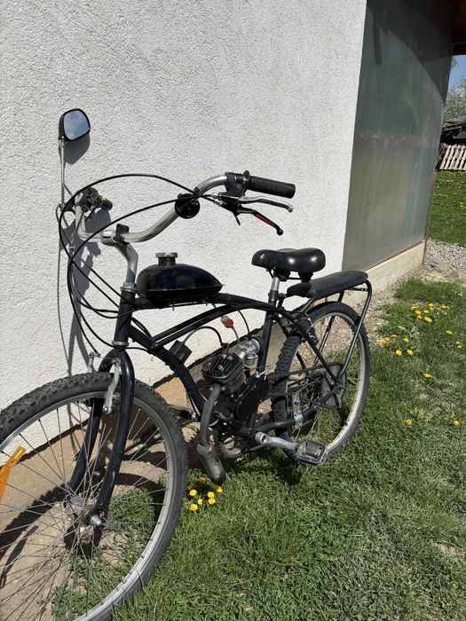 Bicicleta cu motor