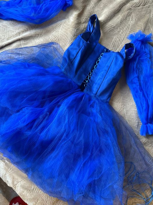 Платье вечернее нарядное