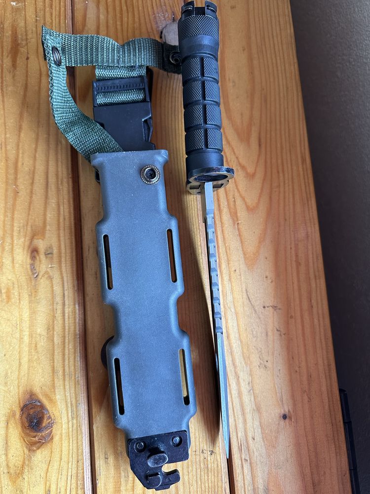 Baioneta model M9 SUA