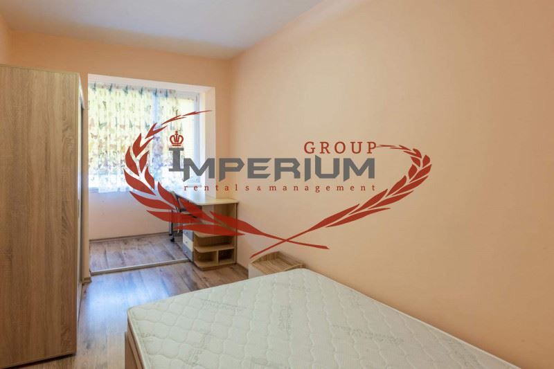 Дава се под наем Тристаен апартамент в Варна, Погреби - 90 кв.м за 510 € - Снимка #3