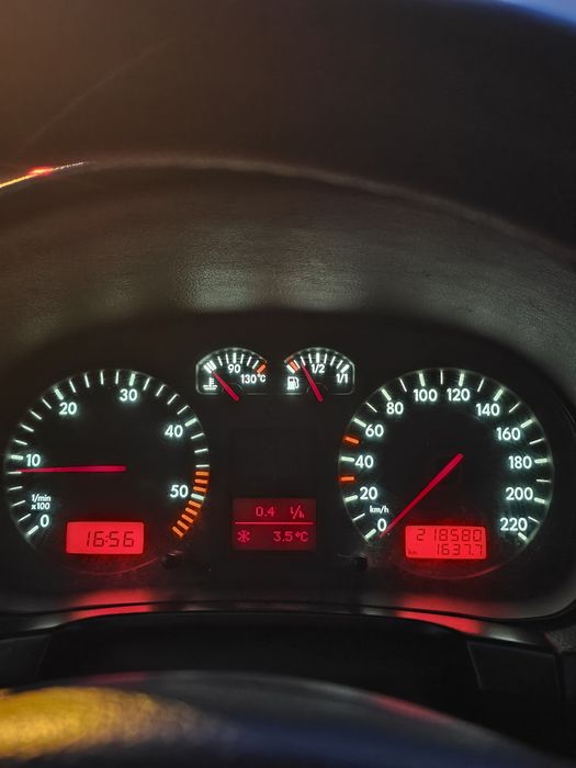 Vând Bora Volkswagen