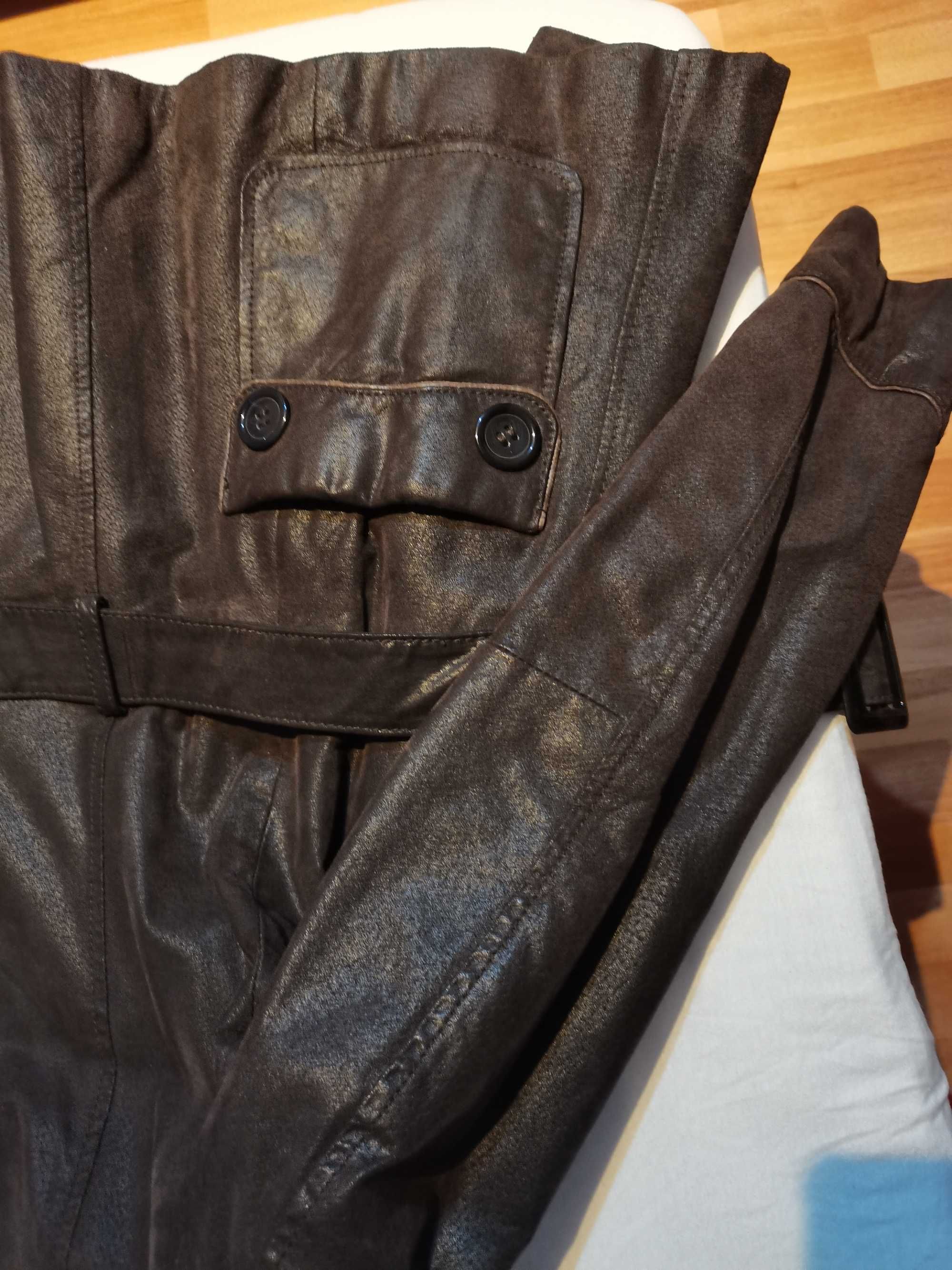 Vand jaketa piele intoarsa, moderna, marime 38