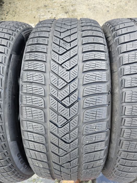 Anvelope iarna 255 45 19