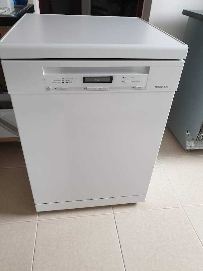 Auto Open - Съдомиялна Miele - 14 Комплекта - Свободностояща - 60см