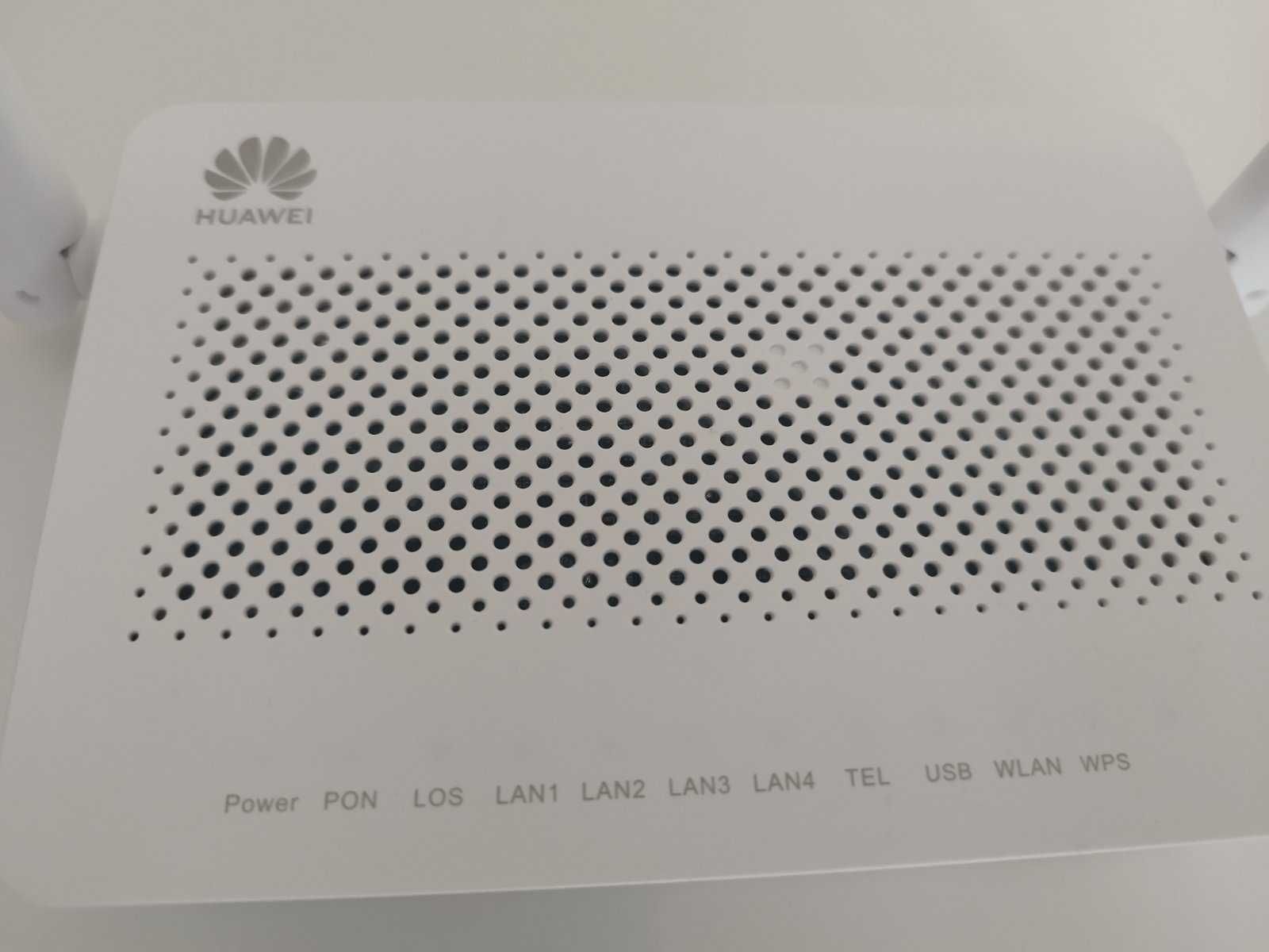 Продавам рутер Huawei EchoLife HG8145V5 - 50лв