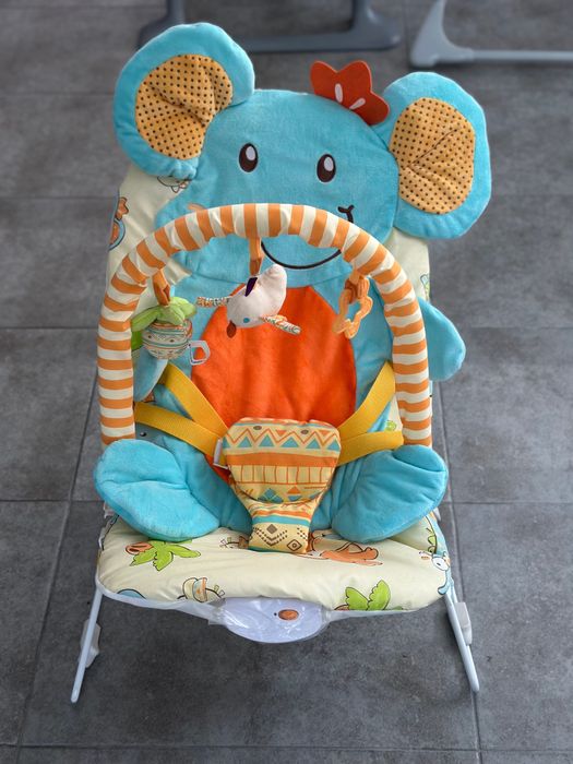 Chipolino Музикален шезлонг Friends