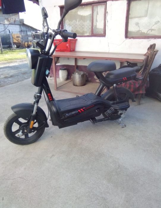Vand scuter, trotineta, bicicleta electrica