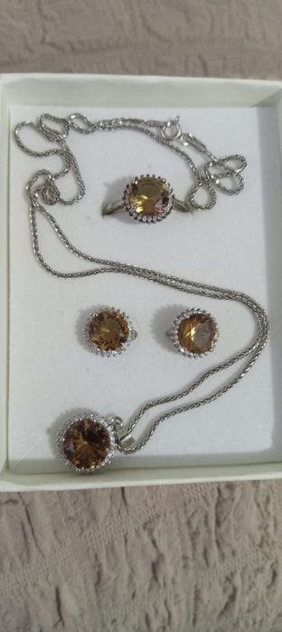 Продам набор укрощений из серебра