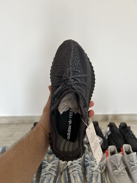 Adidas Yezzy 350 v2 Negrii Gri Albastrii