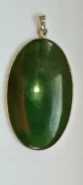 Крупный кулон серебряный с камнем НЕФРИТ