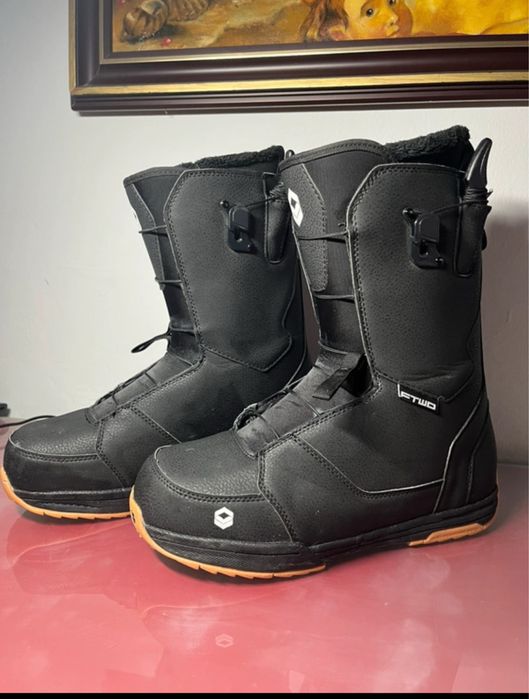 Boots snowboard FTWO 43.5 ca noi