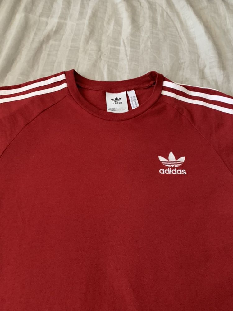 tricou adidas marimea xs in stare buna