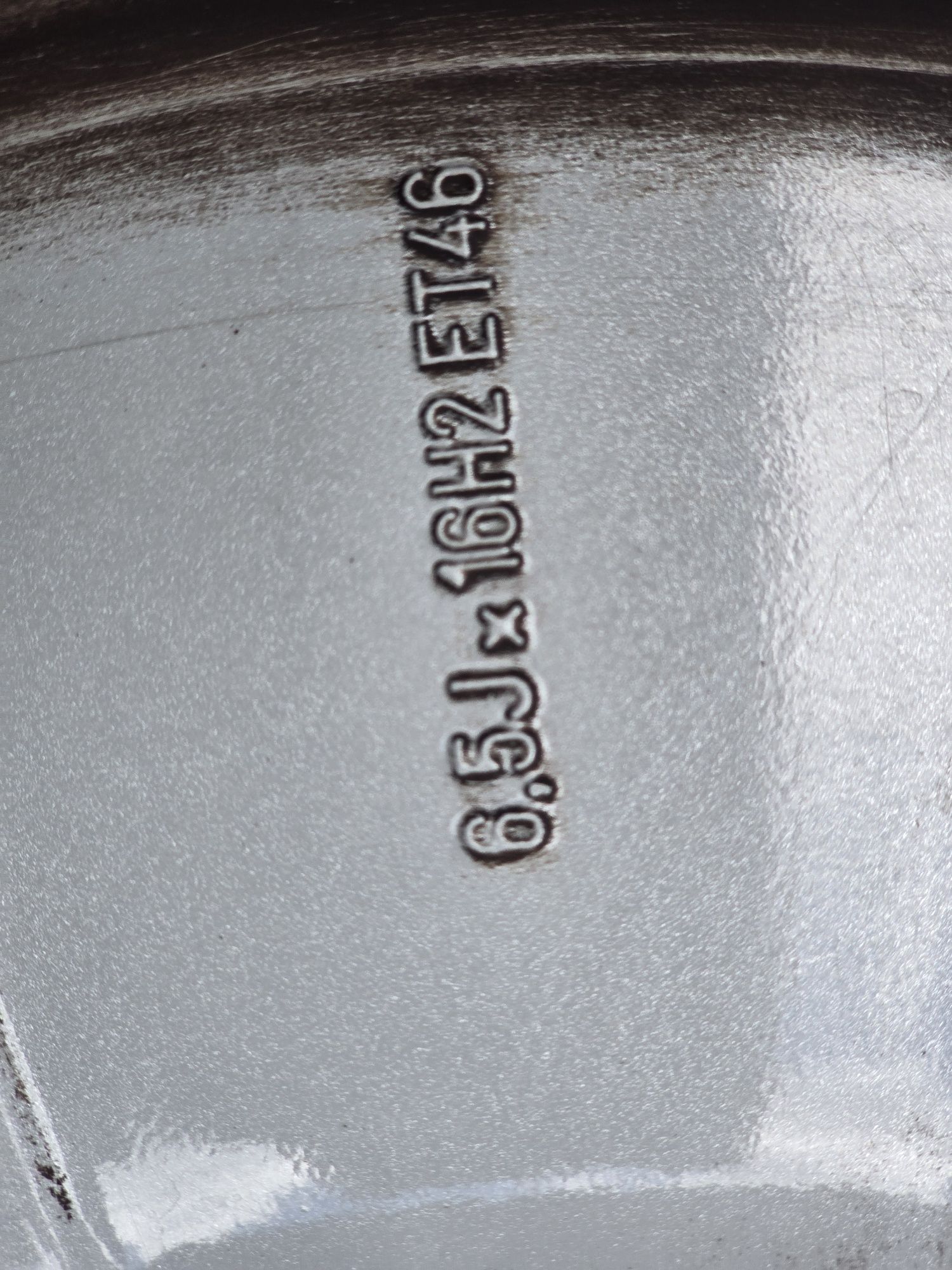 Джанти 16 цола Фолксваген + Гуми 205 55 16 Hankook