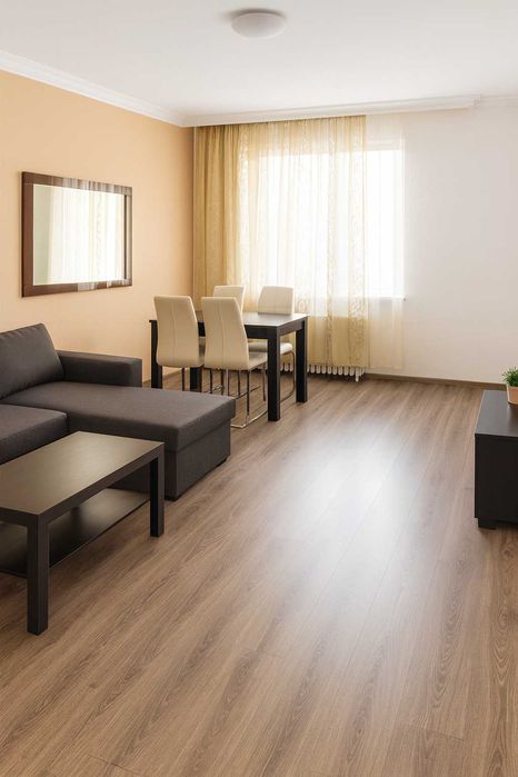 Дава се под наем Двустаен апартамент в София, Център - 78 кв.м за 720 € - Снимка #1