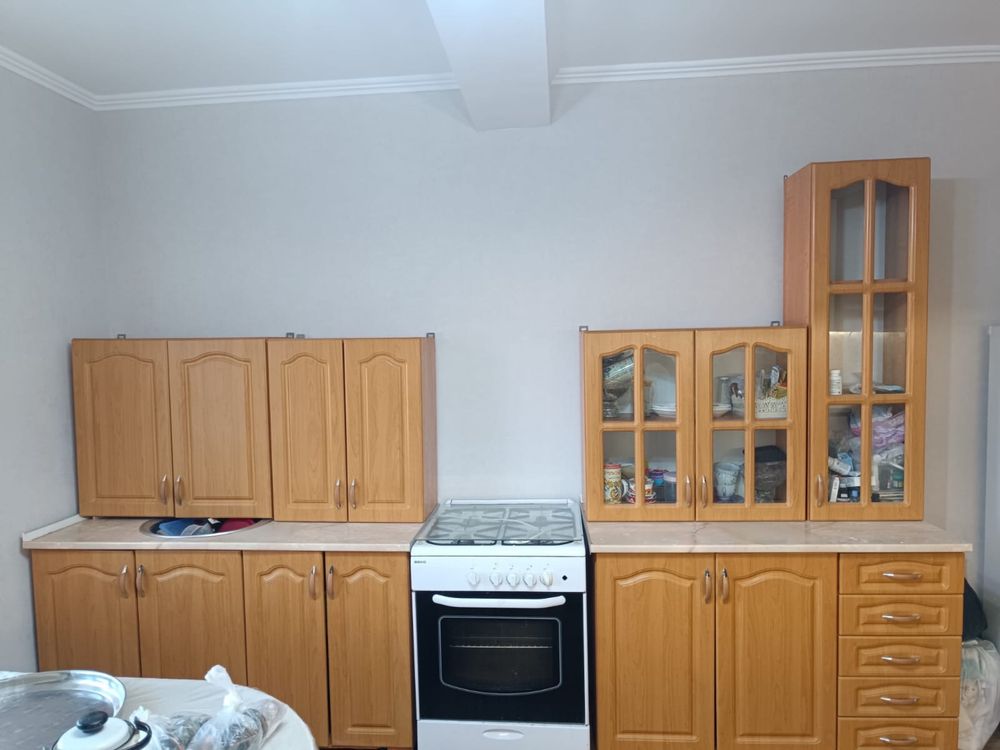 Продается кухонный гарнитур
