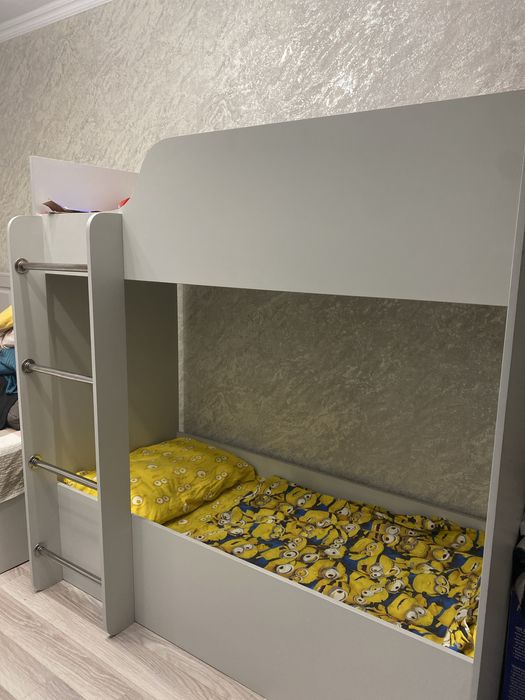 Детская кровать двухъярусная