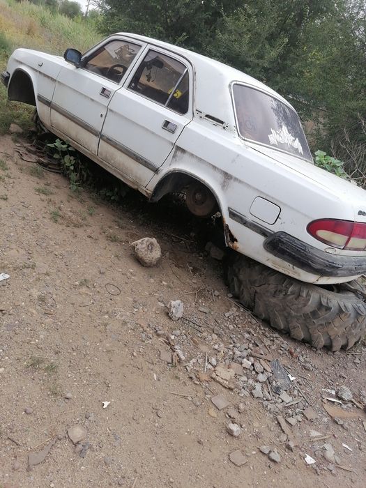 Продам волгу на разбор