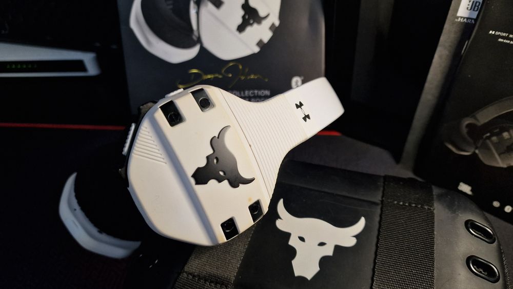 Слушалки JBL Under Armour Project Rock
